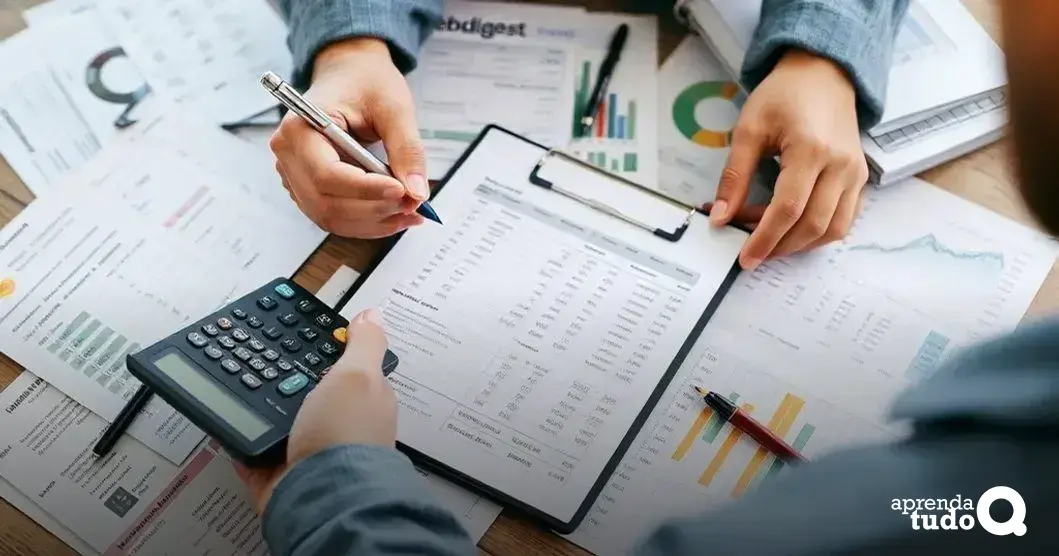 Tracking Income and Expenses